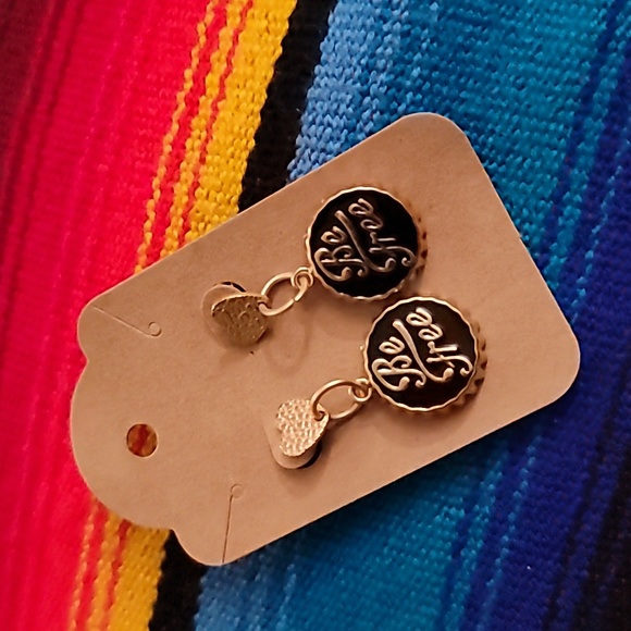 Golden "Be Free" Earrings - Picture 1 of 1